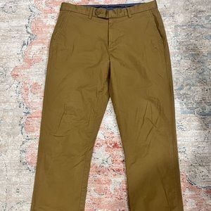 Men’s ROWM khakis